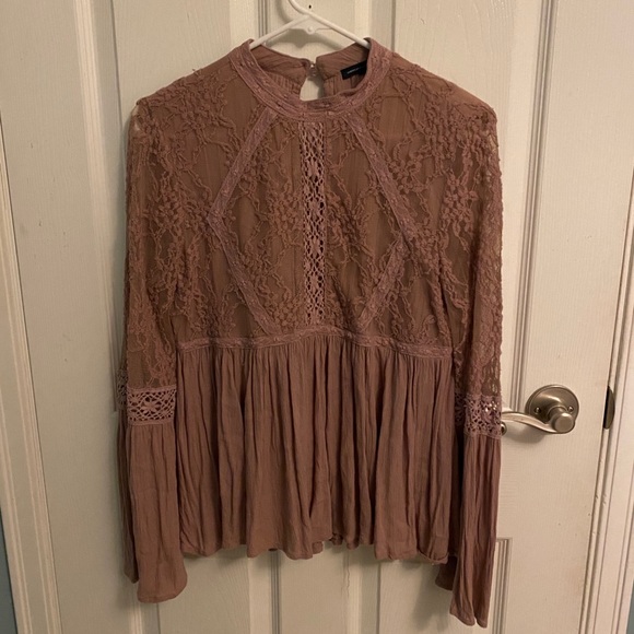 Pink lacy high neck top. - Picture 5 of 5